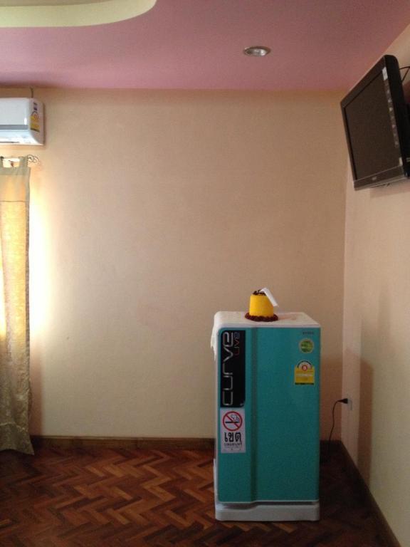 Chok-Wasana Guest House Mae Sariang Zimmer foto