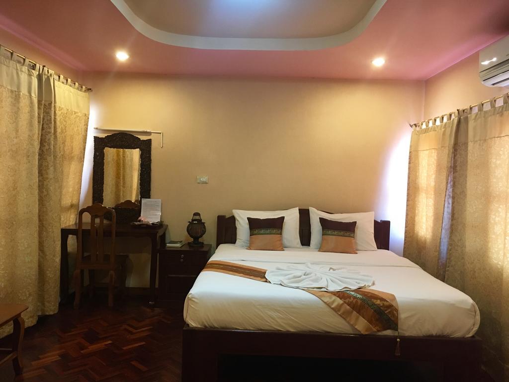 Chok-Wasana Guest House Mae Sariang Exterior foto
